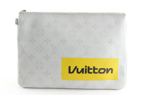 Louis Vuitton White Monogram Antarctica Zip Pouch O-Case Toiletry Clutch 1LK0425