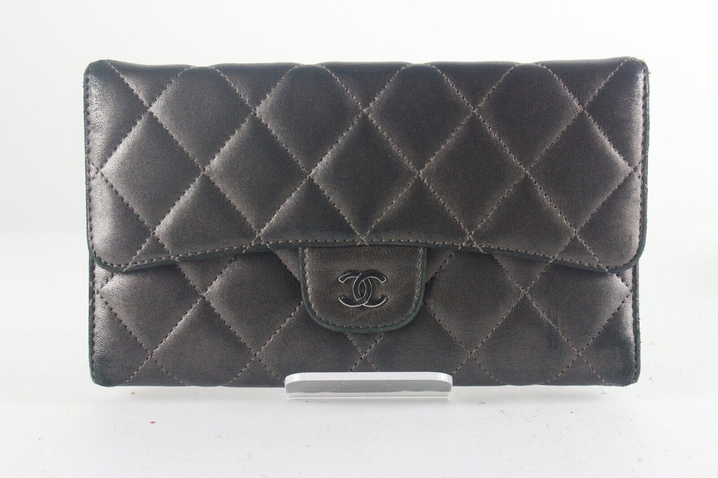 CHANEL Charcoal Grey Leathe Classic Flap Wallet 2CCS725K CHANEL Charcoal Grey Leathe Classic Flap Wallet 2CCS725K