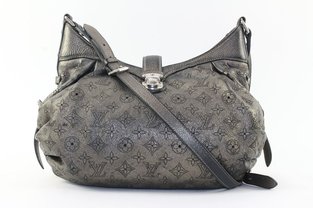 LOUIS VUITTON Monogram Mahina Leather XS Bag 6LK1226K LOUIS VUITTON Monogram Mahina Leather XS Bag 6LK1226K