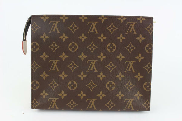 LOUIS VUITTON VINTAGE VANITY COSMETICS POUCH GM. 🚨 NEW 🚨$875. NEVER USED  VERY WELL KEPT VINTAGE POUCH CONDITIONS 9.8/10. GOLD HARDWARE…