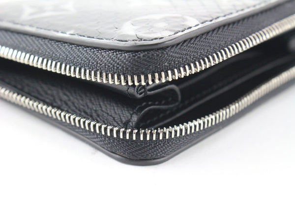 Louis Vuitton Black Monogram Python Zippy Coin Purse Padlock 2LK0223 For  Sale at 1stDibs