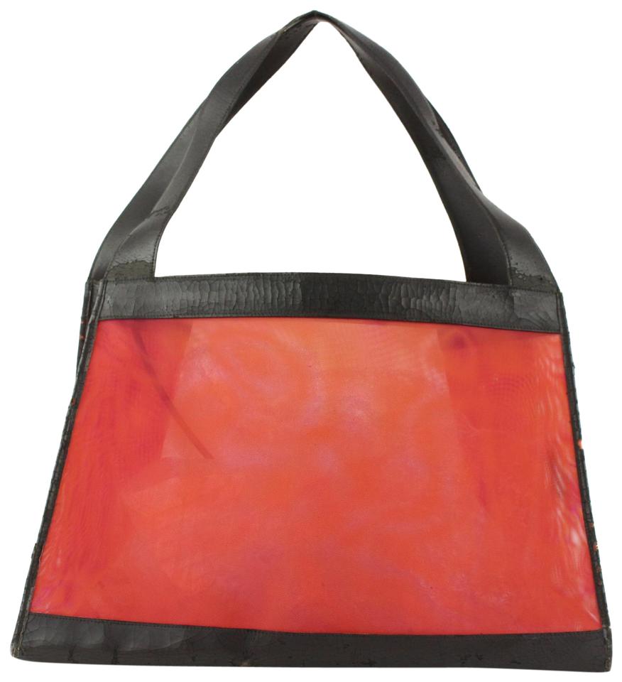 Chanel Black x Red Mesh Trapezoid Tote with Pouch 5cc1103 Chanel Black x Red Mesh Trapezoid Tote with Pouch 5cc1103