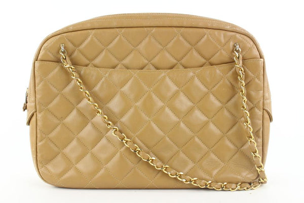 chanel-camera-light-quilted-