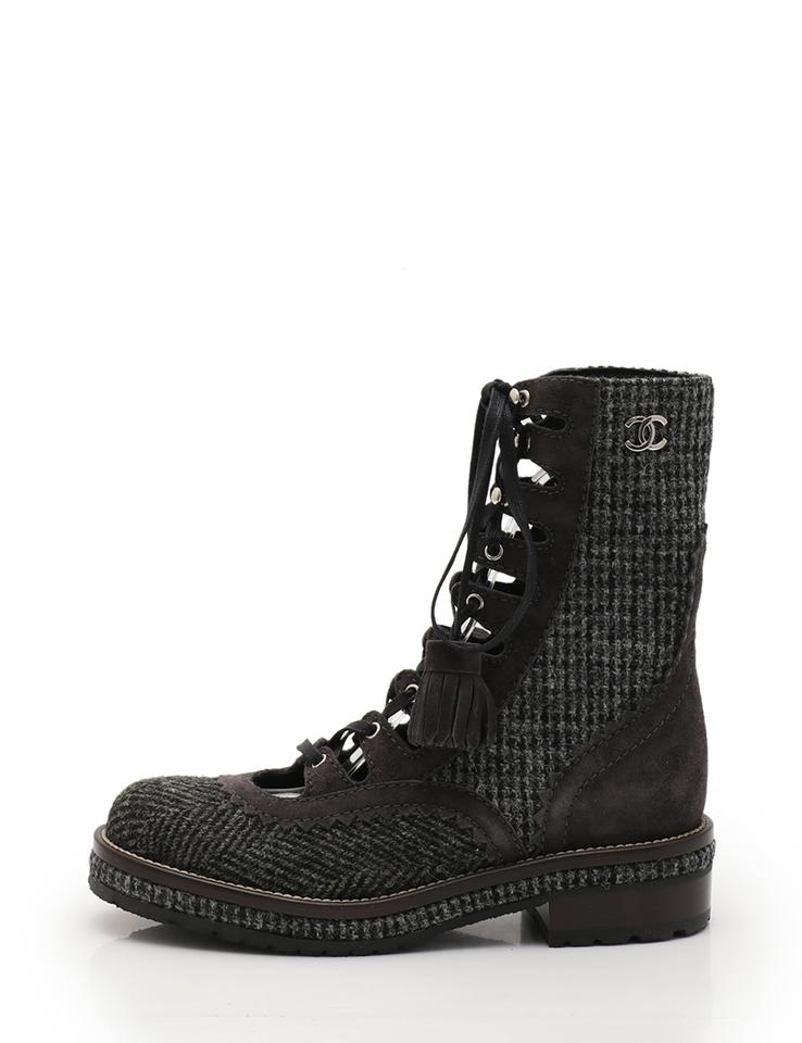 Chanel Size 36 CC Logo Tweed Combat Boots 40cz413s Chanel Size 36 CC Logo Tweed Combat Boots 40cz413s