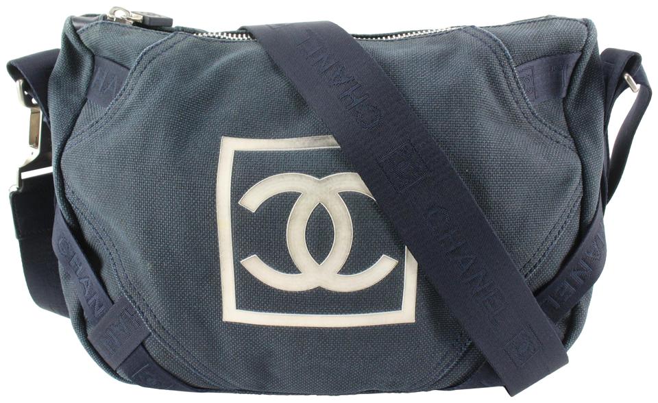 Chanel Navy CC Logo Sports Messenger Crossbody 56cc76s Chanel Navy CC Logo Sports Messenger Crossbody 56cc76s