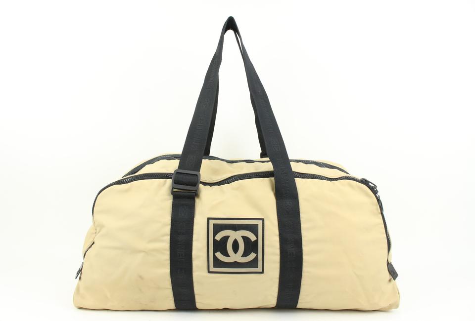 Chanel XL Beige CC Logo Sports Duffle Boston Gym Bag 27cz427s Chanel XL Beige CC Logo Sports Duffle Boston Gym Bag 27cz427s