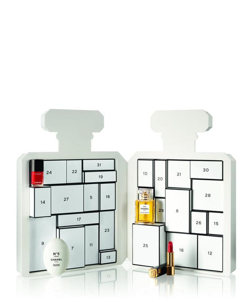 CHANEL - シャネル　カレンダー Chanel SOLD OUT EVERYWHERE 2021 Advent Calendar with 27