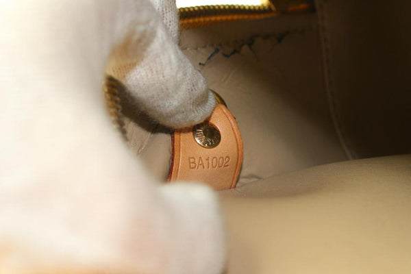 Louis Vuitton Bag Monogram Vernis Tompkins Square Satchel at 1stDibs  louis  vuitton square bag, louis vuitton tompkins square bag, lv vernis handbag