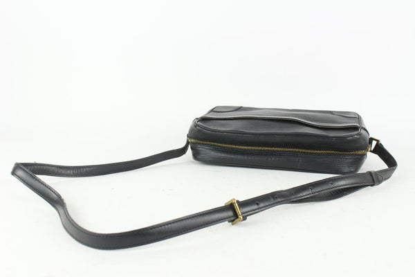 Louis Vuitton Vintage 1990 Black Epi Leather Trocadero Crossbody