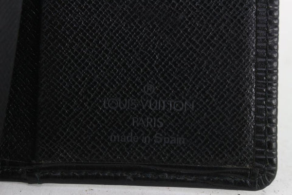 Louis Vuitton Black Epi Leather Card Holder ○ Labellov ○ Buy and
