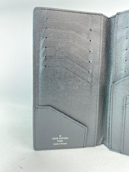 Louis Vuitton Iceberg Blue Taiga Leather Brazza Long Wallet W