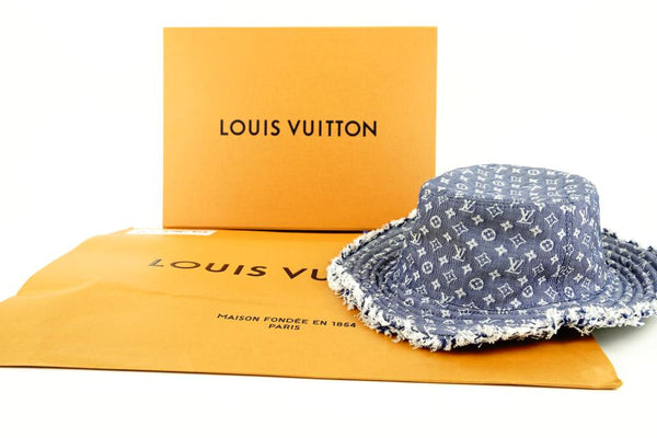 Louis Vuitton Reversible White Blue Denim Monogram Bob Hat M76213 861388