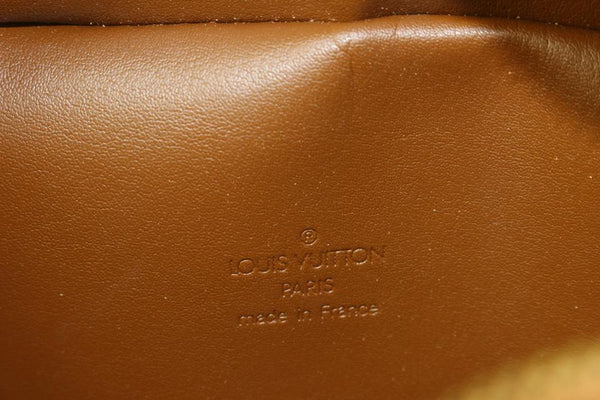 Authentic Louis Vuitton Bronze Monogram Vernis Felicitations Snap