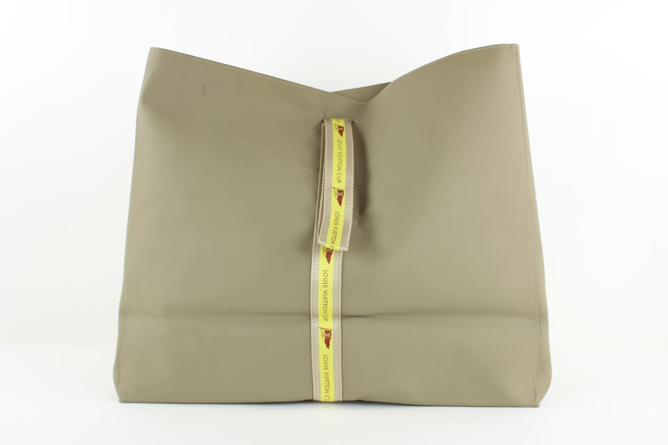Louis Vuitton Grey LV World Cup Neutrals Pouch 12LVS1210 Louis Vuitton Grey LV World Cup Neutrals Pouch 12LVS1210