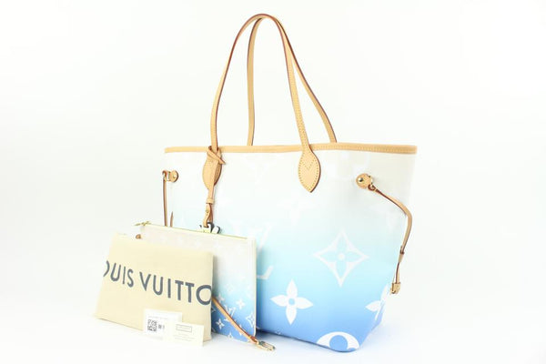 Louis Vuitton Neverfull by the pool  Louis vuitton neverfull, Vuitton  neverfull, Louis vuitton