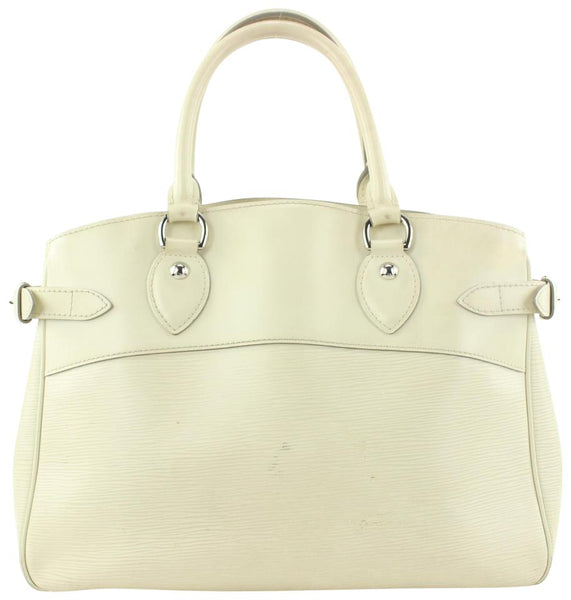 Louis Vuitton White Epi Passy PM Leather ref.368709 - Joli Closet