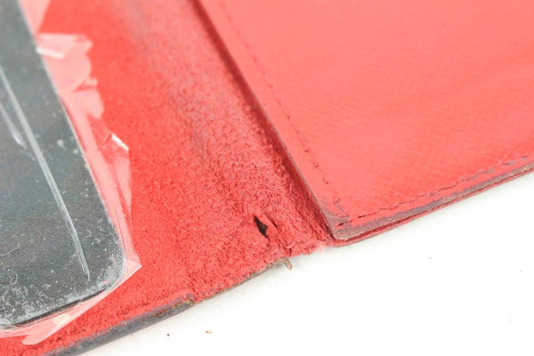 Louis Vuitton Supreme Red Epi Leather iPhone 7 Folio Case 1LV721 –  Bagriculture