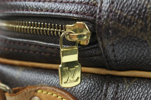 Louis Vuitton Discontinued Monogram Reporter PM Crossbody Bag Leather  ref.528473 - Joli Closet