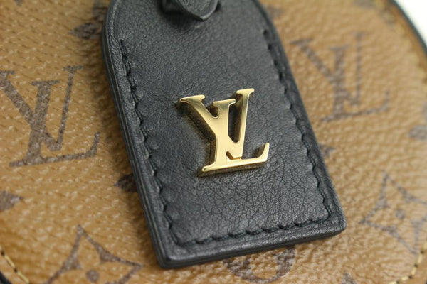 LOUIS VUITTON Reverse Monogram Boite Chapeau Necklace 1232941
