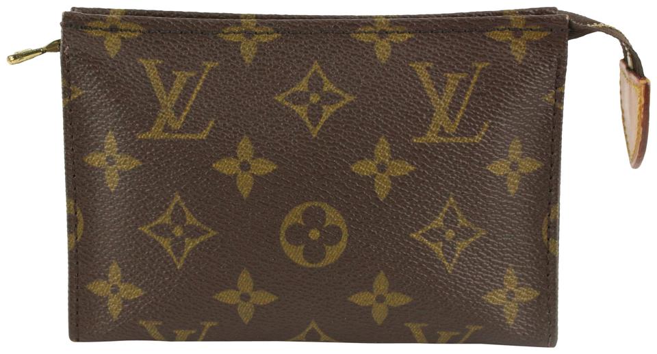 Louis Vuitton Monogram Toiletry Pouch 15 Poche Toilette 0LV323L Louis Vuitton Monogram Toiletry Pouch 15 Poche Toilette 0LV323L