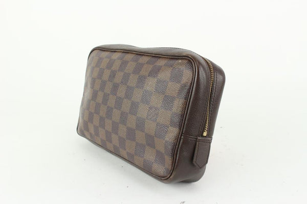 Louis Vuitton Damier Ebene Trousse Makeup Bag Brown Cloth ref.962609 - Joli  Closet