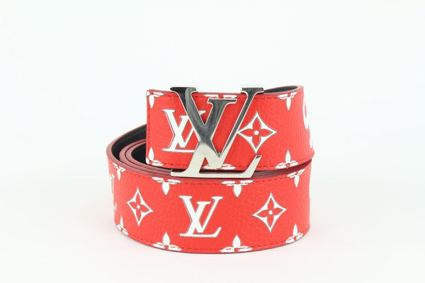 Louis Vuitton LV x Supreme 110/44 Brown Monogram LV Initials Belt  ref.439948 - Joli Closet