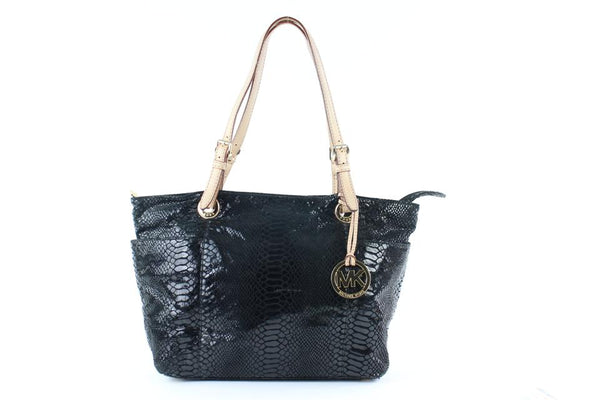 Black patent shop michael kors bag