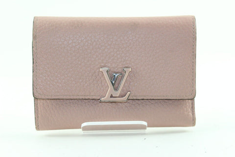 LOUIS VUITTON Blush Pink Taurillong Leather Capucines Wallet 1LV1219K