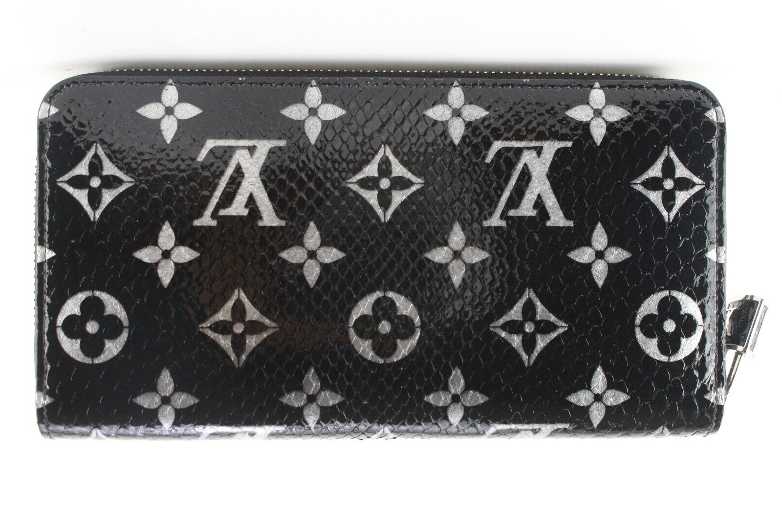 Louis Vuitton Black Monogram Python Zippy Wallet 3LK0223 – Bagriculture