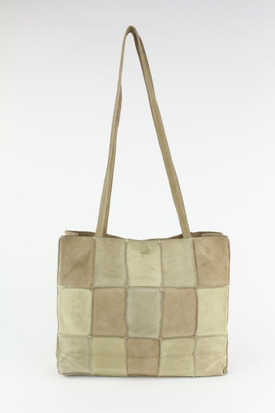 Chanel Vintage Patent Square Quilt Tote - Black Handle Bags, Handbags -  CHA912522