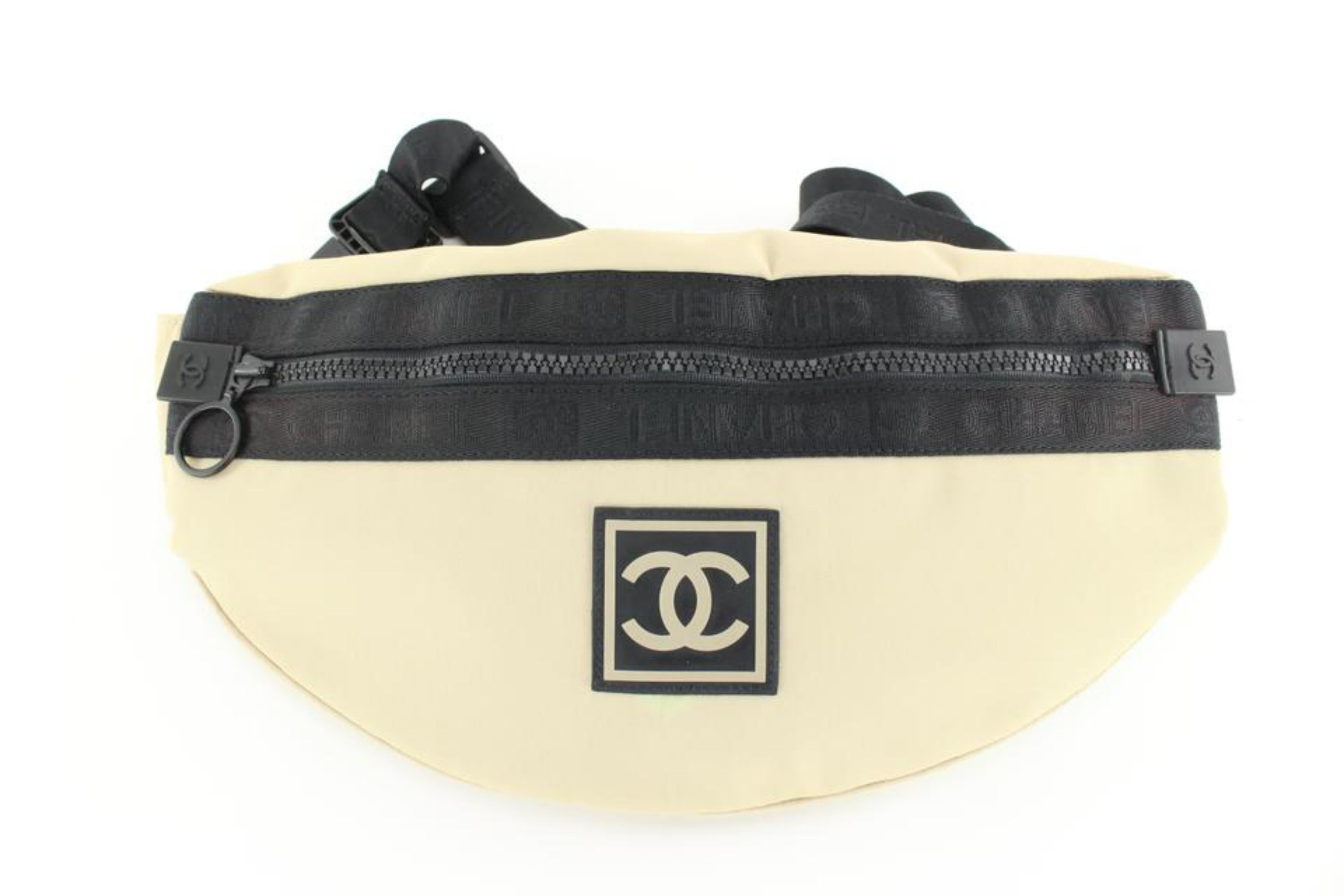 Chanel sling bag🥀