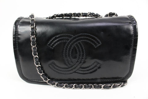 Chanel Black Patent CC Logo Chain Flap 8ck310s