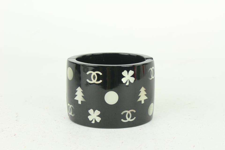Chanel 05A Black Tree Clover CC Charm Cuff Bangle Bracelet 820cas6