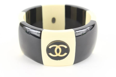Chanel 96P CC Logo Bangle Cuff Bracelet 63ch825s