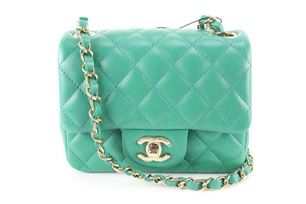 Chanel Quilted Emerald Green Lambskin Square Mini Classic Flap GHW 32C –  Bagriculture
