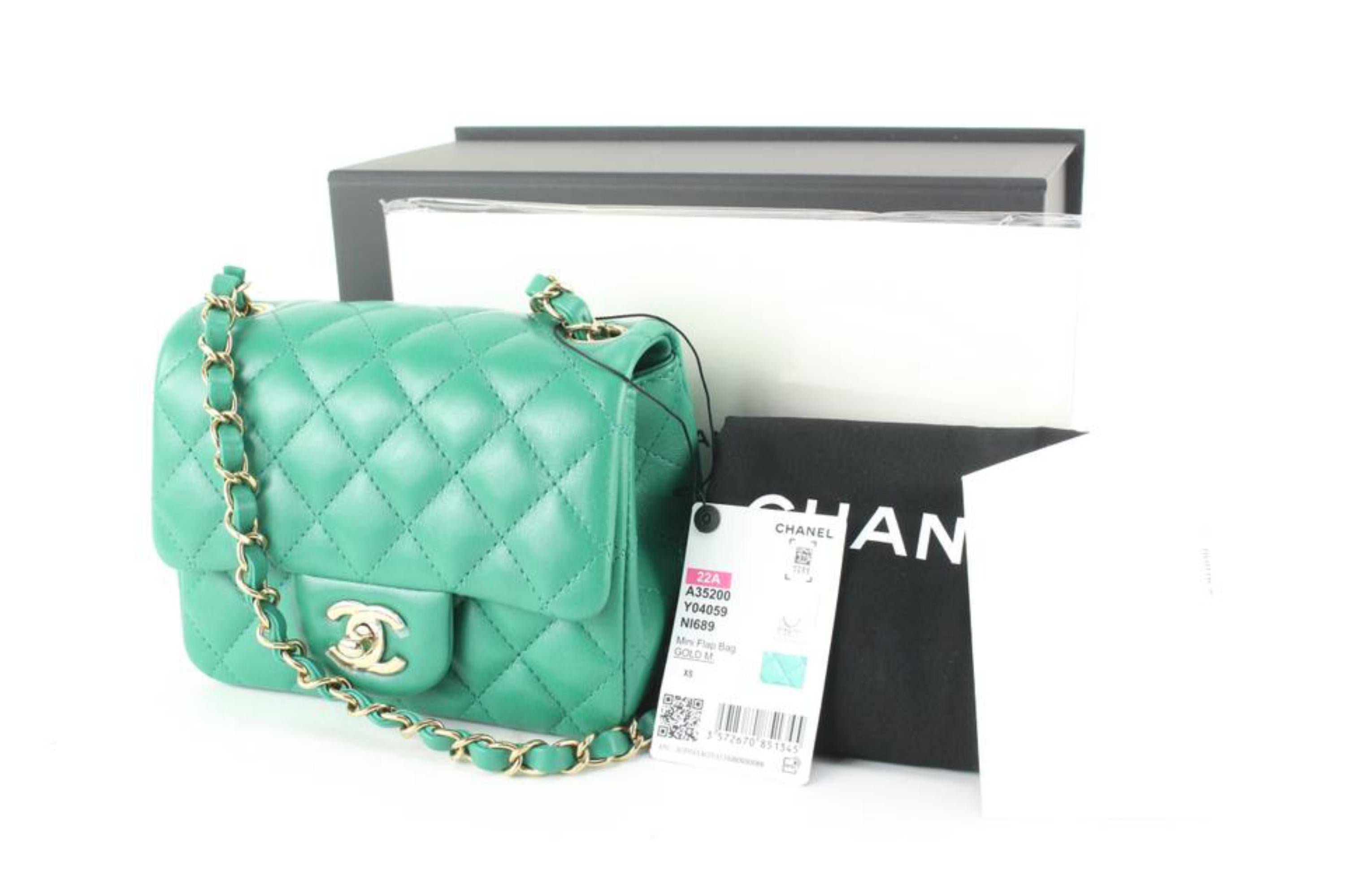 Chanel mini classic top handle bag Green Leather ref572349  Joli Closet