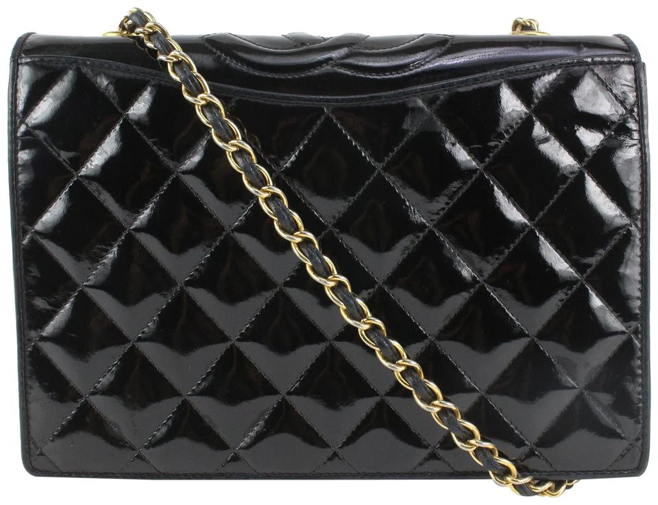 CHANEL CC Chain Around Flap Quilted Leather Crossbody Bag Black