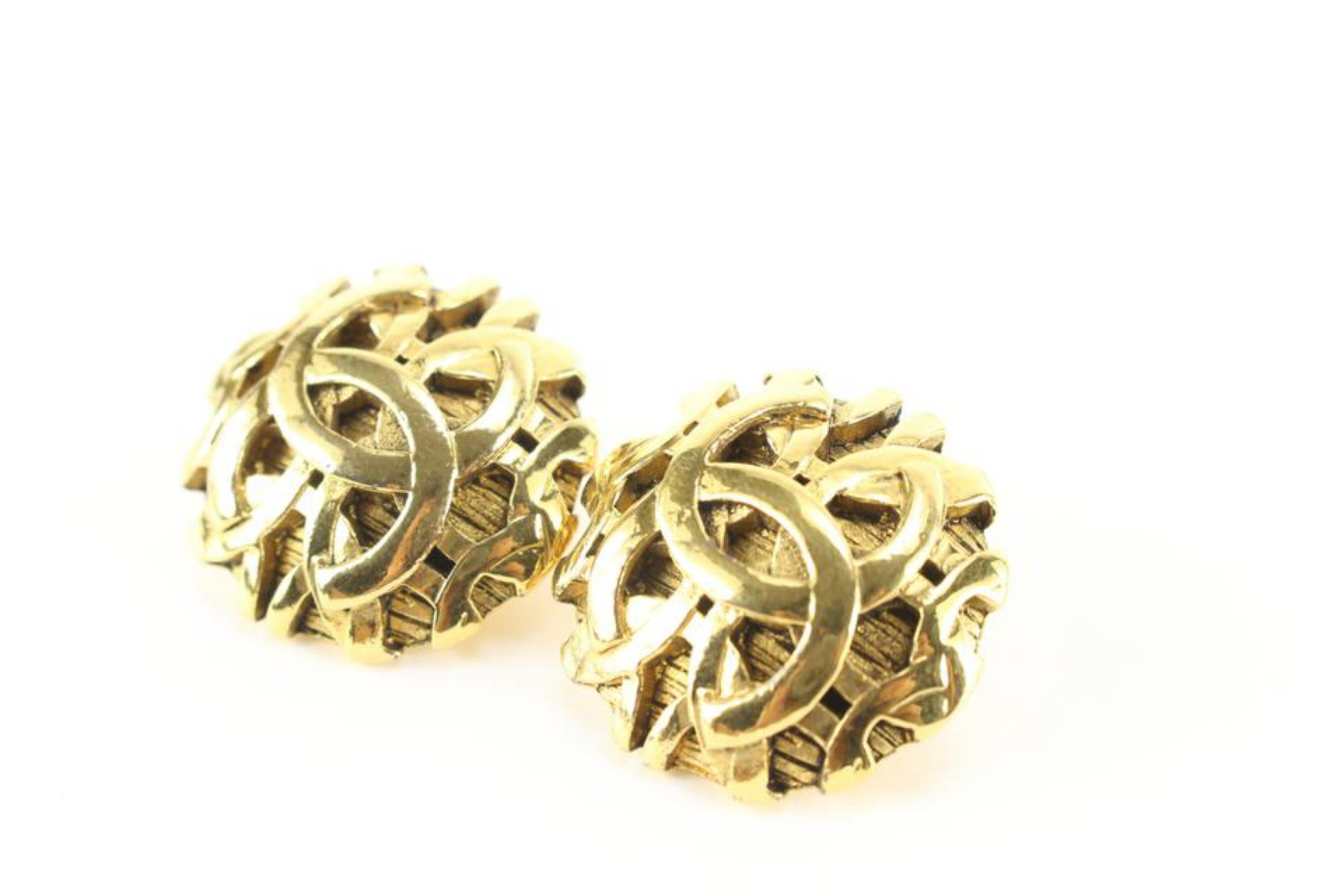 Vintage CHANEL Gold Tone Round Earrings With Faux Pearl and 