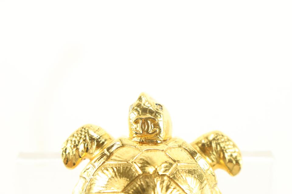 Chanel 96A A07672 Y02003 Gold Plated CC Turtle Pin Tortoise Brooch 22ck76s