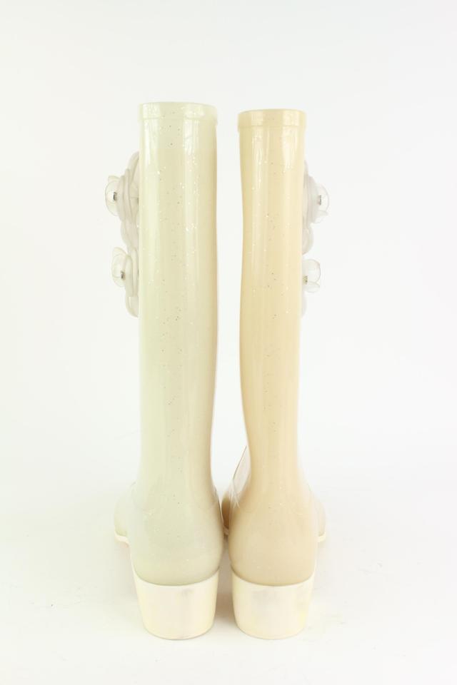 Chanel Size 41 Ivory Camellia Jelly Rain Boot 1216c14