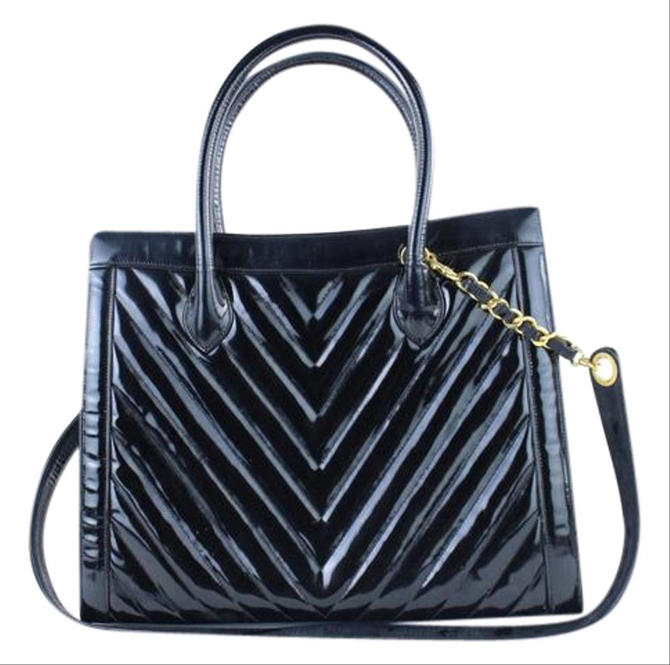 CHANEL Quilted Chevron 2way Tote Patent 221916 – Bagriculture
