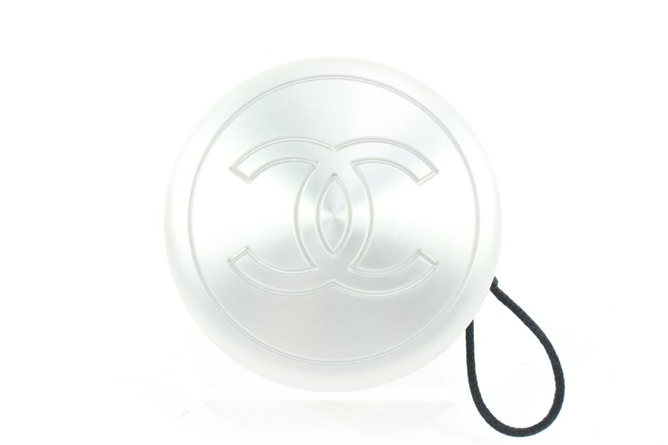 Chanel Silver 2022 Ultra Rare Cc Logo Yo-yo Toy Game 31c33 – Bagriculture