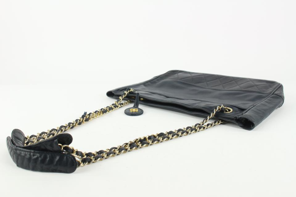 Vintage Chanel Cabas bag Navy leather and gold chain For Sale at