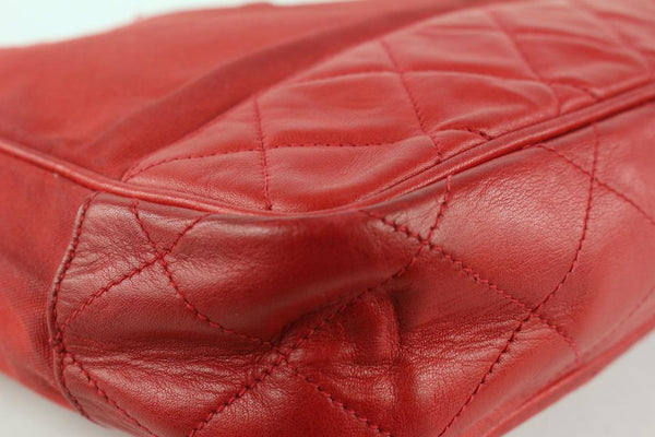 Vintage CHANEL Red Lamb Leather Shoulder Bag With Golden CC 
