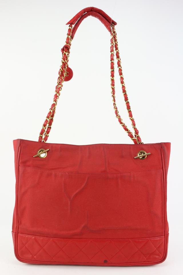 Vintage CHANEL red lambskin large tote bag with gold tone chains and C –  eNdApPi ***where you can find your favorite designer  vintages..authentic, affordable, and lovable.