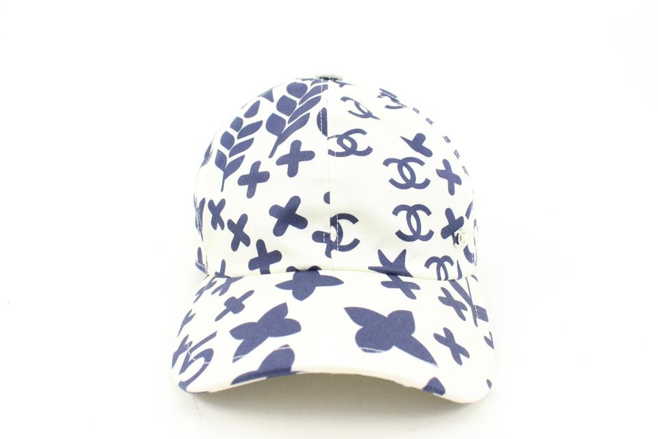 Chanel 22P 2022 White x Navy Blue Charm Icon CC Logo Baseball Cap Hat –  Bagriculture