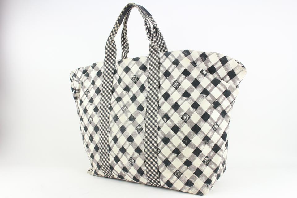 chanel black and white tote handbag