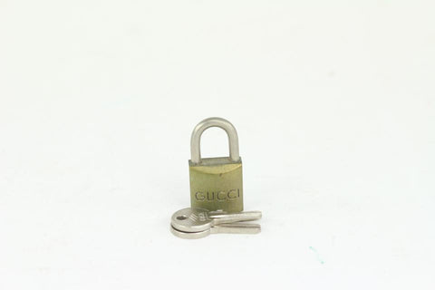 Gucci Brass Logo Padlock and Key Cadena Lock Set Bag Charm 1025g24