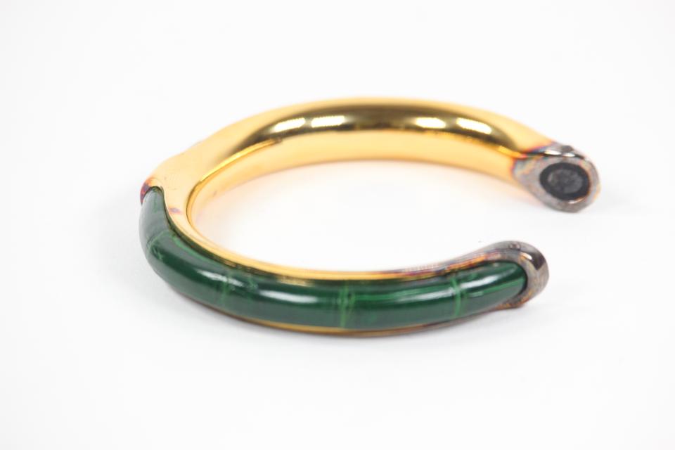 Hermès Emerald Green Crocodile Bangle Bracelet Cuff 3HER1106 – Bagriculture