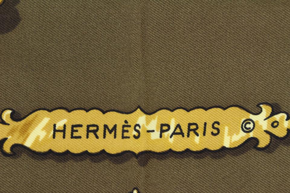 Hermès Khaki Olive Green x Gold x Red Ferronnerie Silk Scarf 90 1h34s